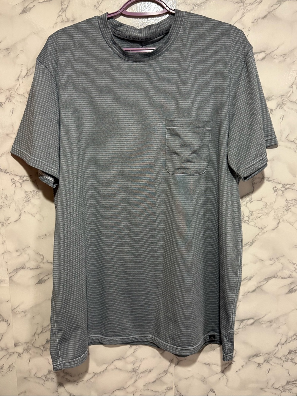 NEW Prana Men's Short Sleeve Pocket Tee in Slate Stripe XL